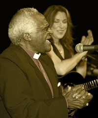 Beth Nielsen Chapman with Archbishop Desmond Tutu